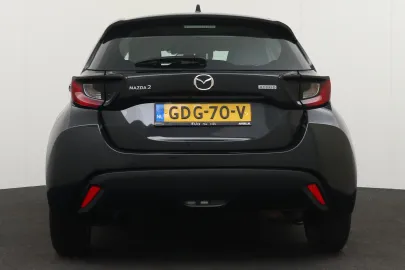 Car image 5