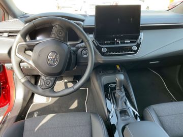 Car image 10