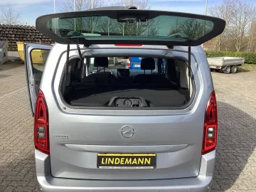 Car image 37