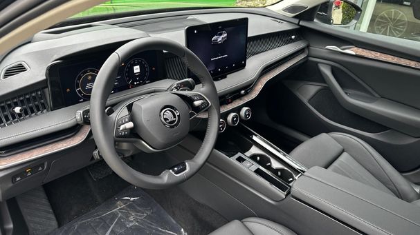 Skoda Superb Combi 110 kW image number 10