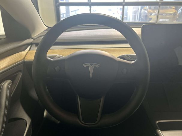 Tesla Model 3 Long Range AWD 258 kW image number 6