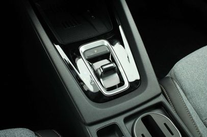 Car image 33