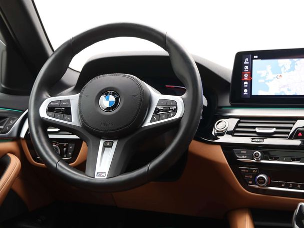 BMW 520i 135 kW image number 2