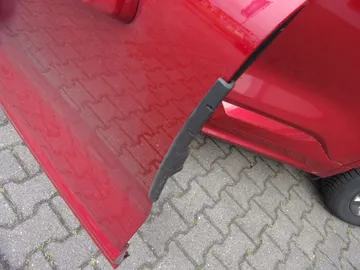 Car image 27