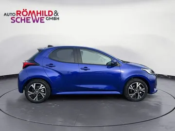 Car image 3
