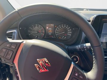 Car image 11