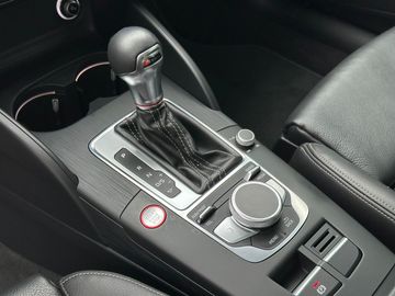 Car image 37