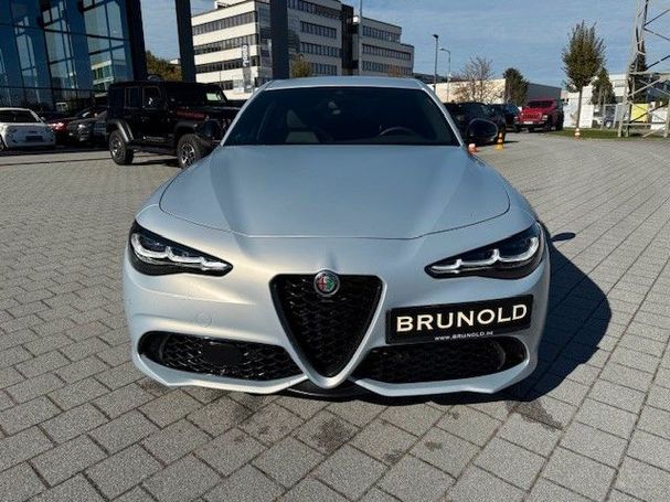 Alfa Romeo Giulia Q4 206 kW image number 9