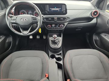 Car image 13