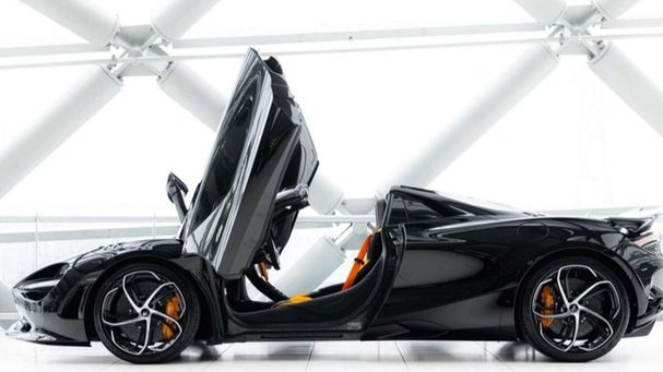 McLaren 750S 552 kW image number 8