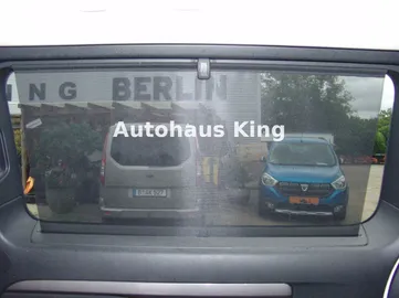 Car image 46