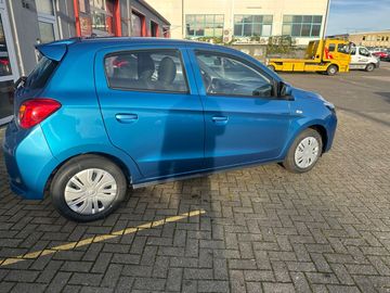 Car image 21