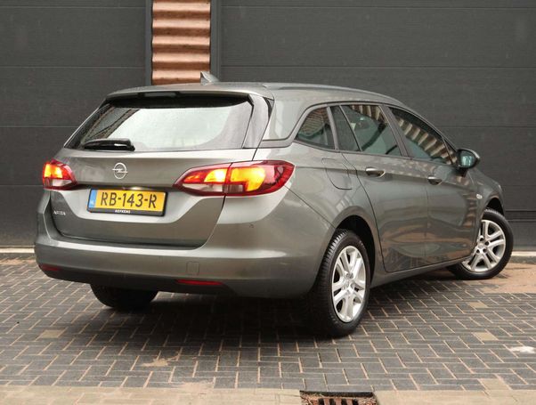 Opel Astra Turbo Edition 77 kW image number 2