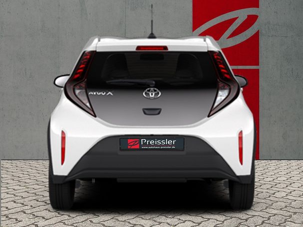 Toyota Aygo X 1.0 53 kW image number 3