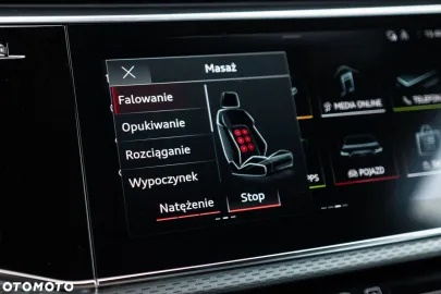 Car image 40
