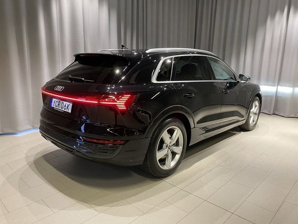 Audi Q8 55 quattro e-tron 304 kW image number 8