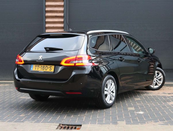 Peugeot 308 130 96 kW image number 2