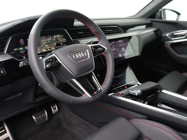 Audi SQ8 quattro e-tron 370 kW image number 4