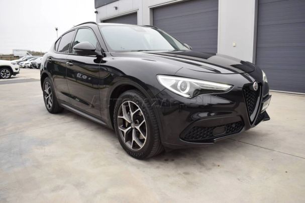 Alfa Romeo Stelvio 2.2 118 kW image number 2