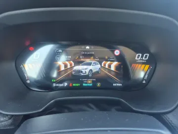 Car image 38