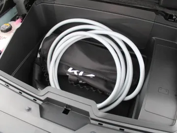 Car image 37