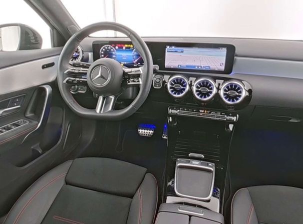 Mercedes-Benz A 180 100 kW image number 4