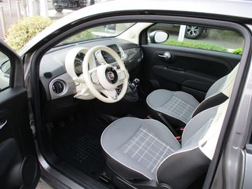 Car image 14