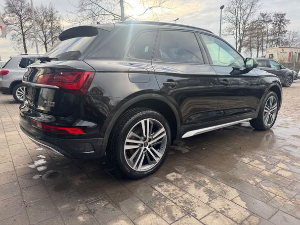 Audi Q5 45 TFSI quattro S tronic Advanced 195 kW image number 6