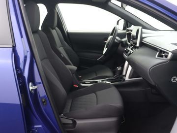 Car image 30