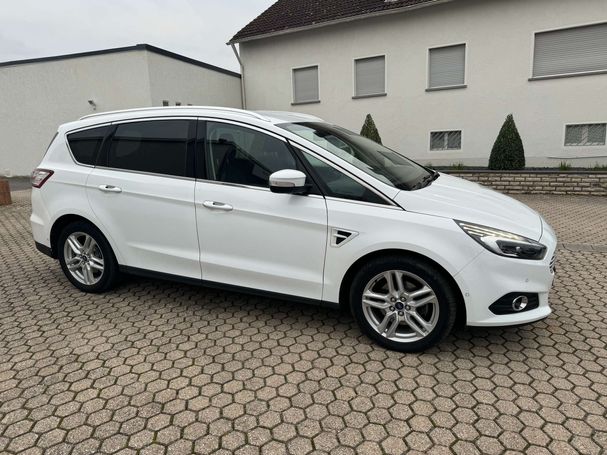 Ford S-Max 2.0 TDCi Titanium 110 kW image number 19