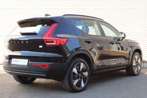 Volvo XC40 Single Motor Extended Range Plus 185 kW image number 2