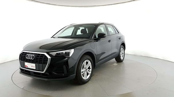 Audi Q3 45 TFSIe S tronic Business 180 kW image number 1