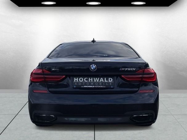 BMW 750i xDrive M Sport 330 kW image number 3