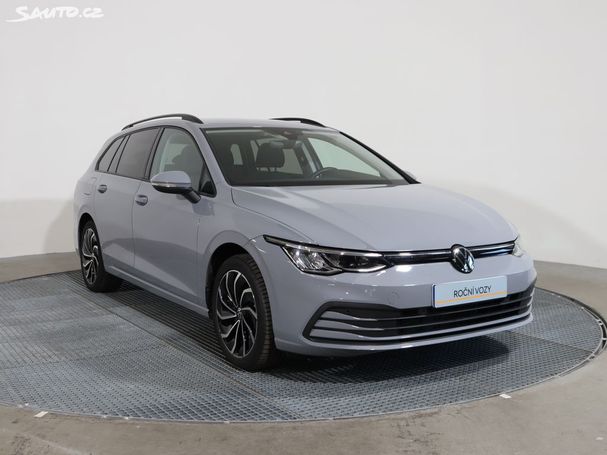 Volkswagen Golf 1.5 eTSI Life DSG 110 kW image number 7