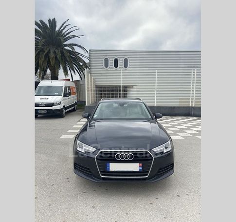 Audi A4 2.0 TDI S-line Business 110 kW image number 1