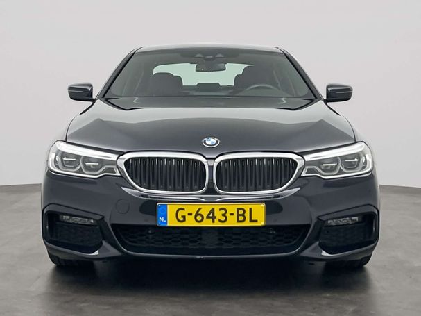 BMW 520i 135 kW image number 6