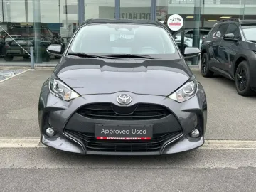 Car image 3