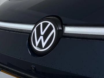 Car image 45