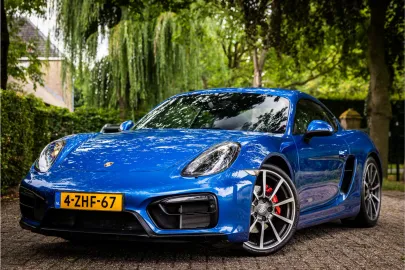 Car image 1