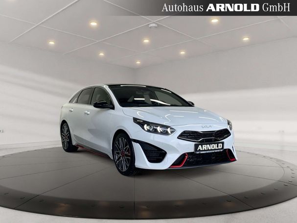 Kia ProCeed GT 150 kW image number 6