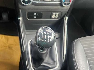 Car image 38