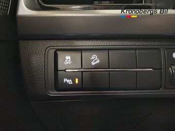 Car image 28