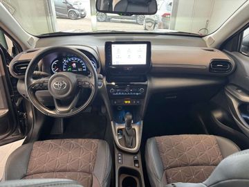 Car image 11