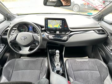 Car image 11