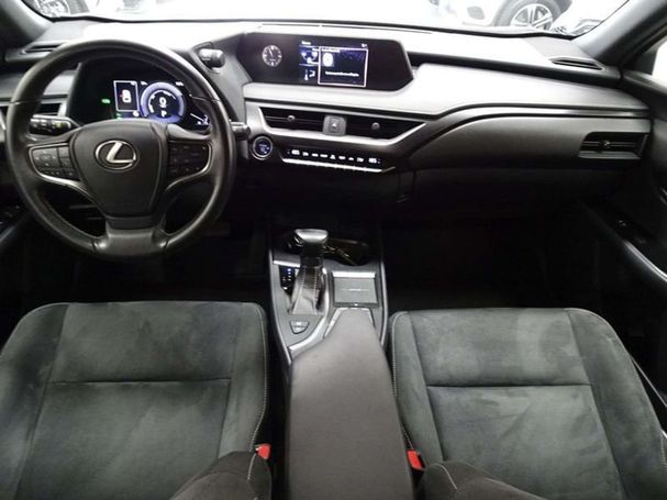 Lexus UX 250h 135 kW image number 14