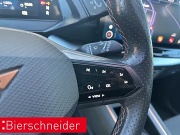Car image 33