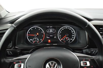 Car image 33