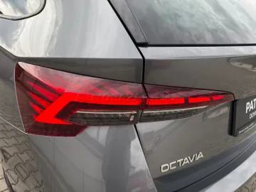 Car image 36
