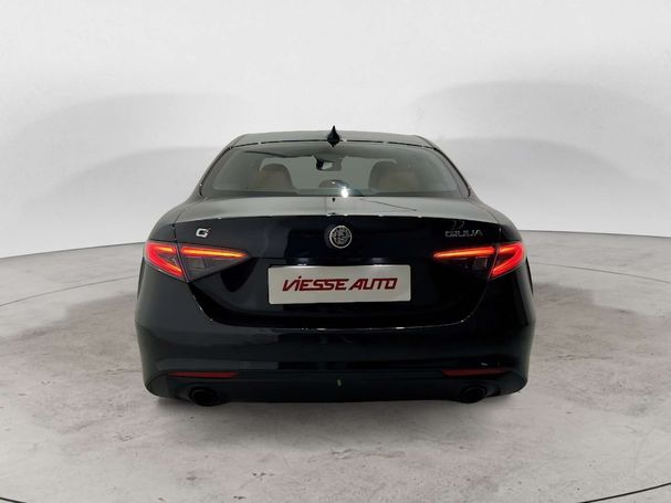 Alfa Romeo Giulia 2.2 Q4 154 kW image number 5