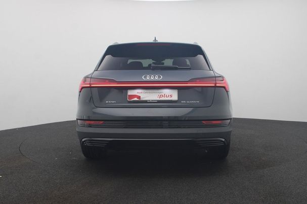 Audi e-tron 55 quattro 300 kW image number 3